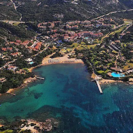 5 Charming In Porto Cervo 아르자케나