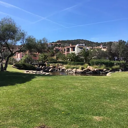 5 Charming In Porto Cervo Lägenhet